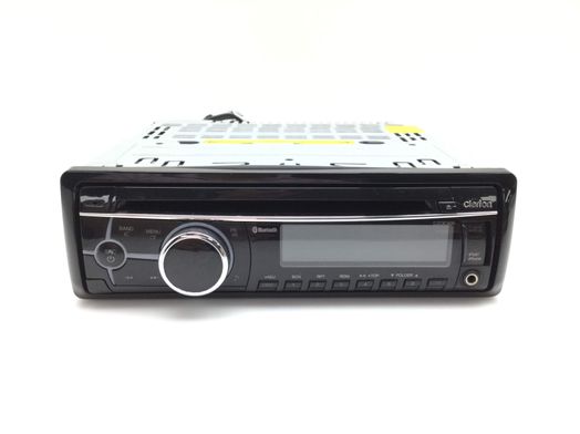 autorradio clarion cz202e