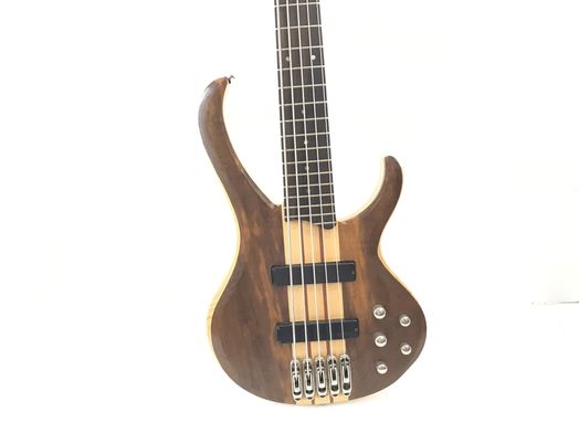 baixo elétrico ibanez btb675