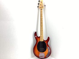 baixo el&eacute;trico kohler music man stingray