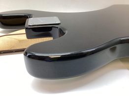 baixo el&eacute;trico squier precision bass