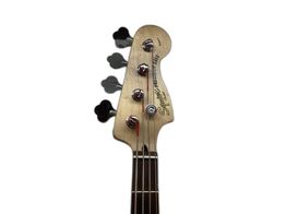 baixo el&eacute;trico squier precision bass