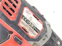taladro a bateria milwaukee m18bpd421c