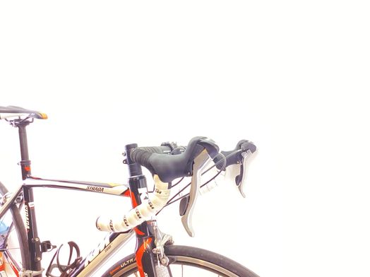 bicicleta de estrada ktm strada 1000