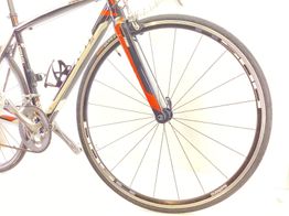 bicicleta de estrada ktm strada 1000