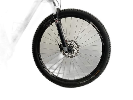 bicicleta de montanha cube ltd series