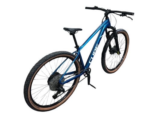 bicicleta montaña cube attention