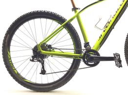 bicicleta montaña specialized rockhopper 29