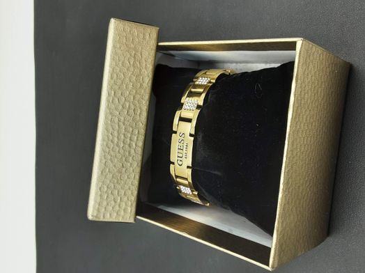 bisuteria guess