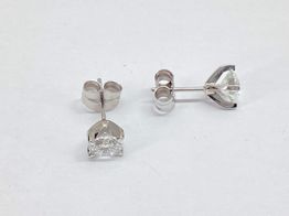 brincos ouro 18k com pedra con diamante de laboratorio 