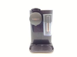 cafetera capsulas nespresso lattissima one