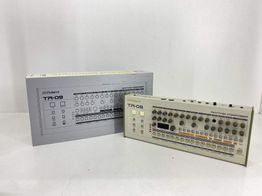 caja de ritmos roland tr-09