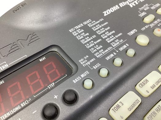 caixa de ritmos zoom rt-123