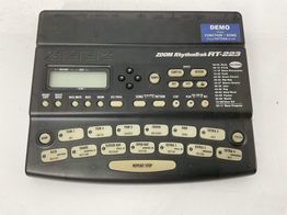 caja de ritmos zoom rt-223