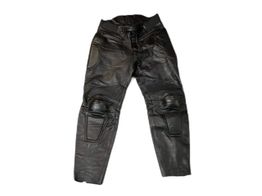 cal&ccedil;as motociclista casa das peles sem