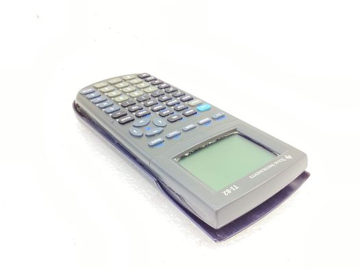 calculadora gr&aacute;fica texas instruments ti-82