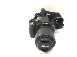 camara reflex nikon d3000 + 55-200
