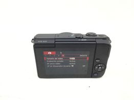 camara digital evil canon eos m10