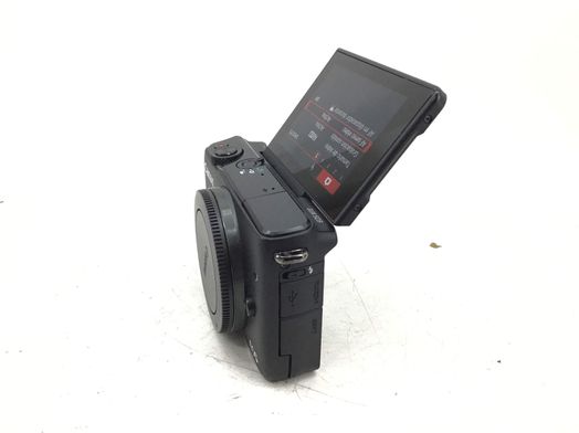 camara digital evil canon eos m10