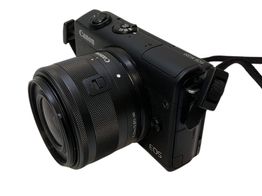 camara digital evil canon eos m200