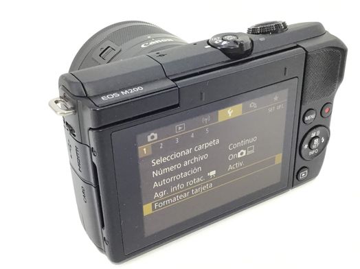 camara digital evil canon eos m200