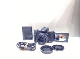 camara digital evil canon eos m50