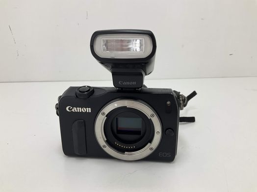 camara digital evil canon eos m