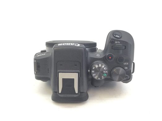 camara digital evil canon eos r10