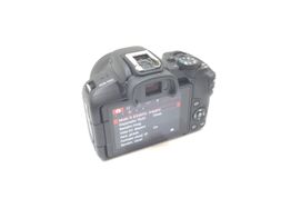 camara digital evil canon eos r50