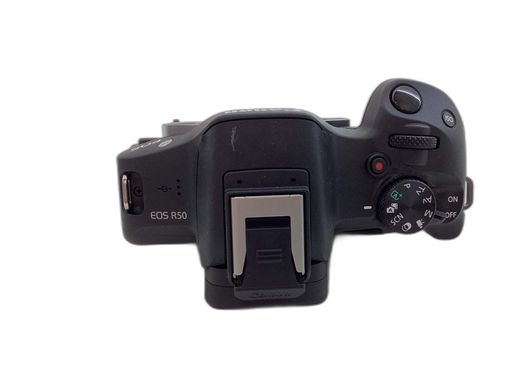 camara digital evil canon eos r50