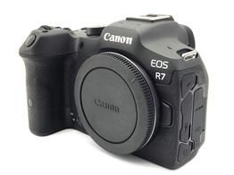 camara digital evil canon eos r7
