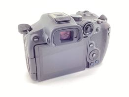 camara digital evil canon eos r7