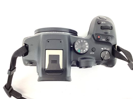 camara digital evil canon eos r7