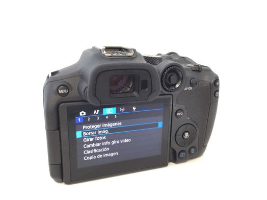 camara digital evil canon eos r7