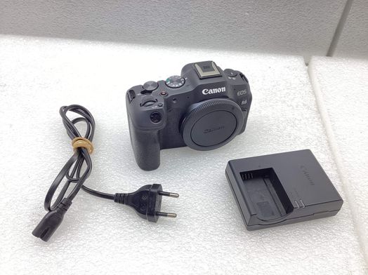 camara digital evil canon eos r8