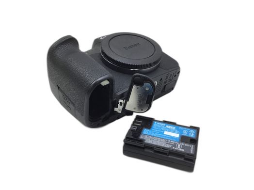 camara digital evil canon eos r