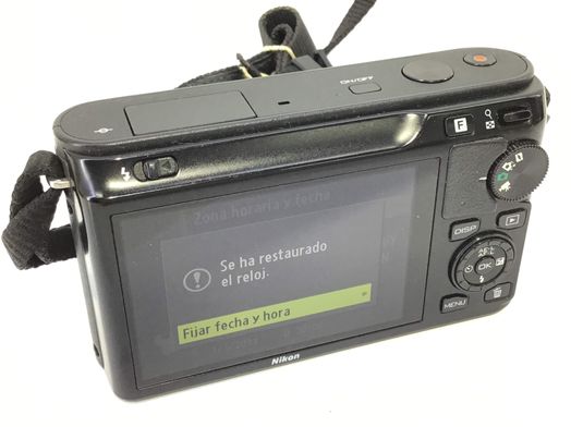 camara digital evil nikon 1 j1