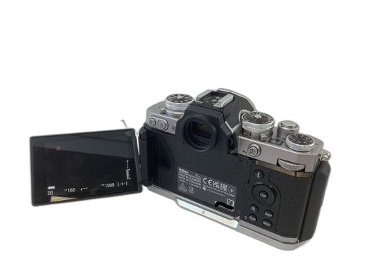camara digital evil nikon z fc