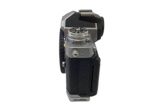 camara digital evil nikon z fc
