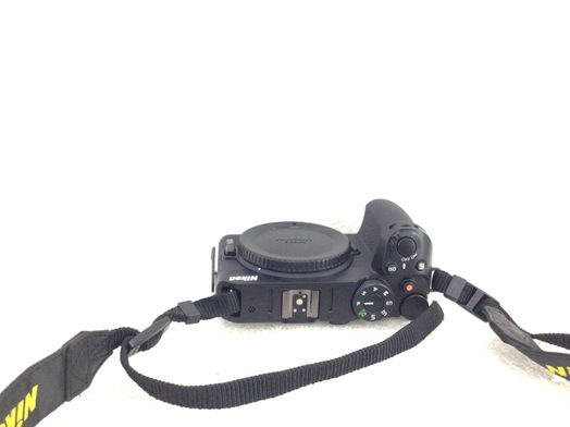 camara digital evil nikon z30