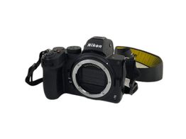 camara digital evil nikon z5