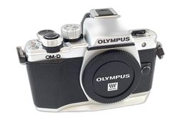 camara digital evil olympus om-d e-m10+14-42mm 1:3.5-5.6