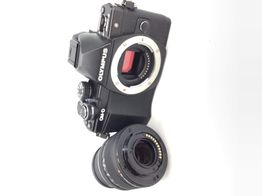 camara digital evil olympus om-d e-m10 mark ii