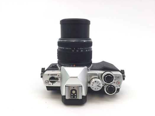 camara digital evil olympus om-d e-m10 mark ii