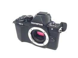 camara digital evil olympus om-d e-m10 mark ii