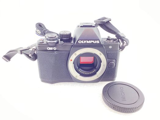 camara digital evil olympus om-d e-m10 mark ii