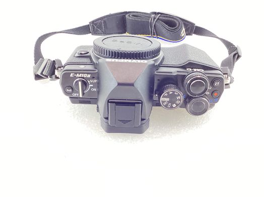 camara digital evil olympus om-d e-m10 mark ii