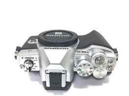 camara digital evil olympus om-d e-m10 mark iii