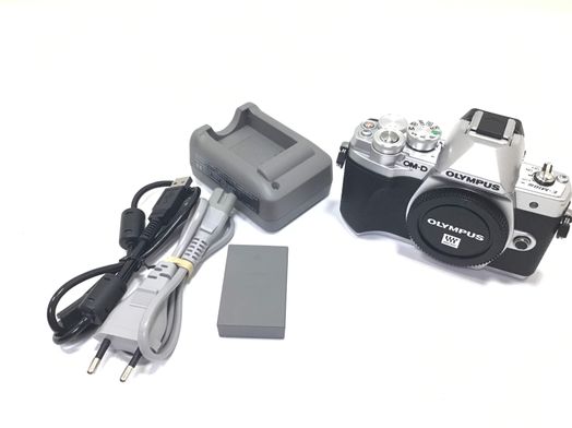 camara digital evil olympus om-d e-m10 mark iii
