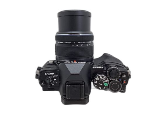 camara digital evil olympus om-d e-m10 mark iv