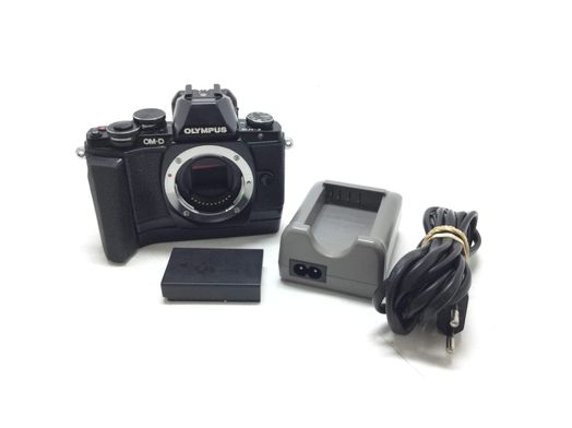 camara digital evil olympus om-d e-m10